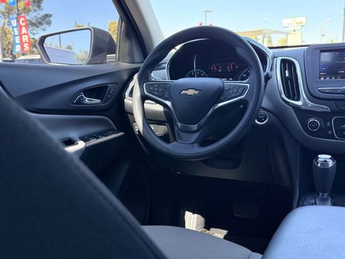 Used 2020 Chevrolet Equinox LS w/ LPO, Floor Liner Package image 15