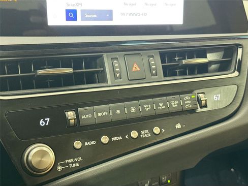 Used 2023 Lexus ES 350 w/ Premium Package FWD image 27