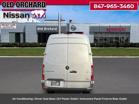 Used 2023 Mercedes-Benz Sprinter 2500 image 7