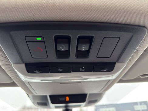 Used 2023 Nissan Rogue SV w/ SV Premium Package image 23