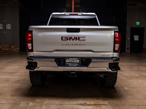 Used 2021 GMC Sierra 2500 SLE w/ SLE Value Package; image 8