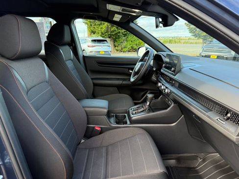 Used 2024 Honda CR-V Sport image 13
