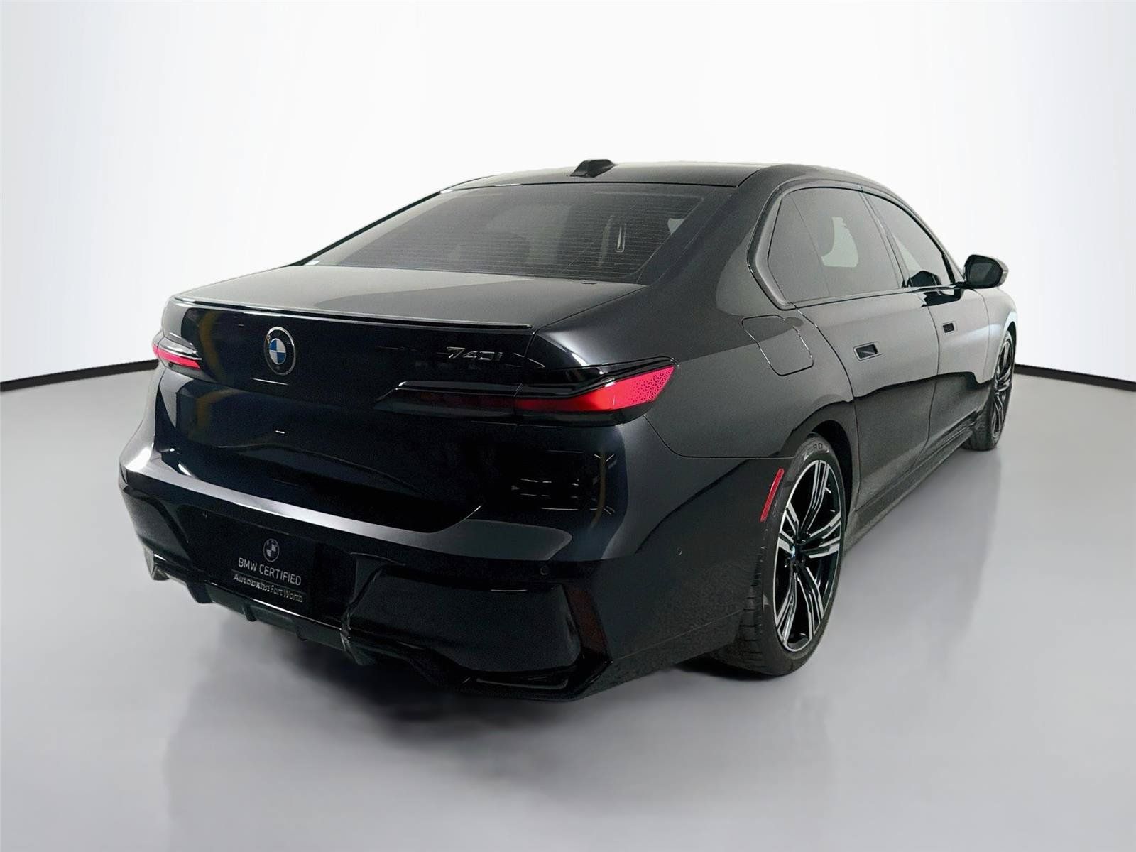 Used 2023 BMW 740i RWD image 5