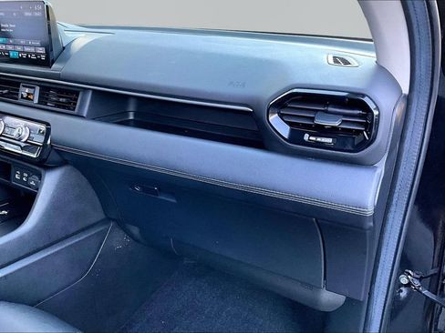 Used 2024 Honda Pilot Touring image 21