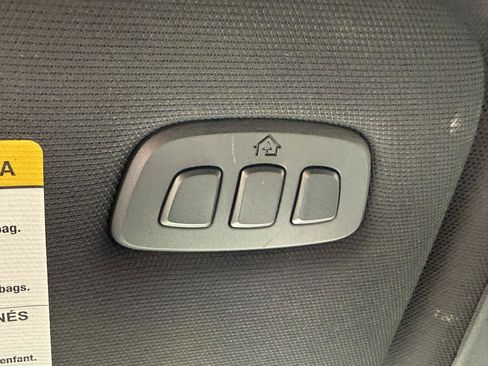 Used 2022 Ford Explorer Platinum w/ Equipment Group 601A AWD/4WD image 34