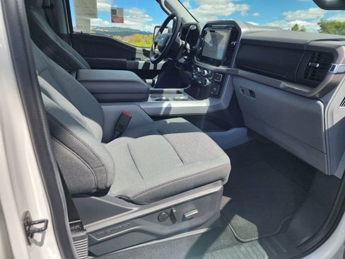 New 2024 Ford F150 XLT w/ Equipment Group 302A MID image 32