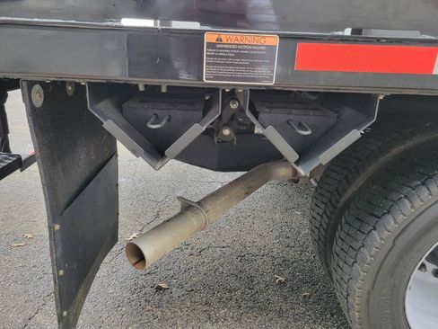 Used 2022 Ford F550 4x4 Regular Cab Super Duty image 38