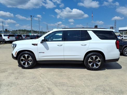 Used 2025 GMC Yukon AT4 Ultimate image 4