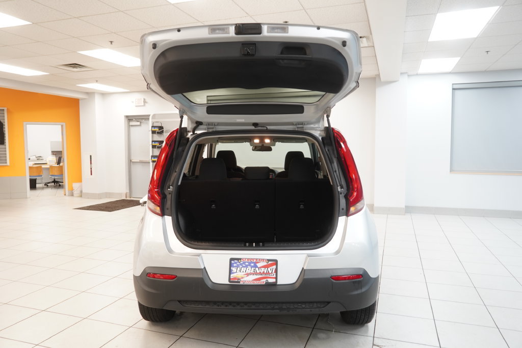 Used 2021 Kia Soul LX FWD image 9