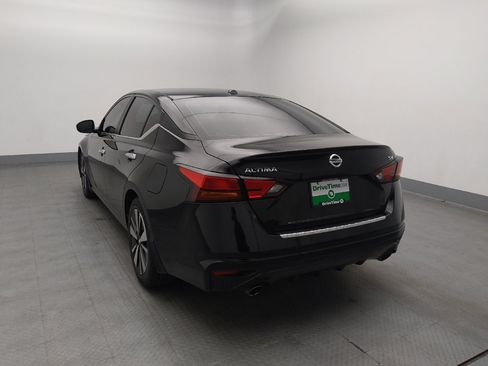 Used 2021 Nissan Altima 2.5 SV w/ SV Premium Package FWD image 6