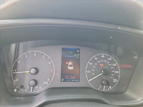 Used 2023 Toyota Corolla SE image 18