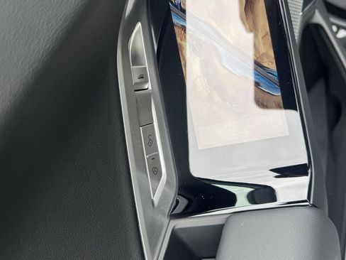 New 2026 BMW 740i RWD image 15