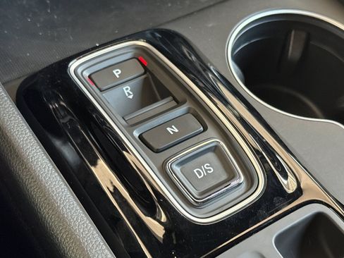 New 2026 Honda Pilot Sport image 17
