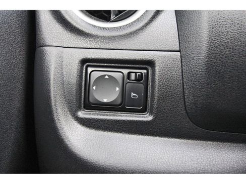 Used 2015 Nissan Versa Note S Plus image 20