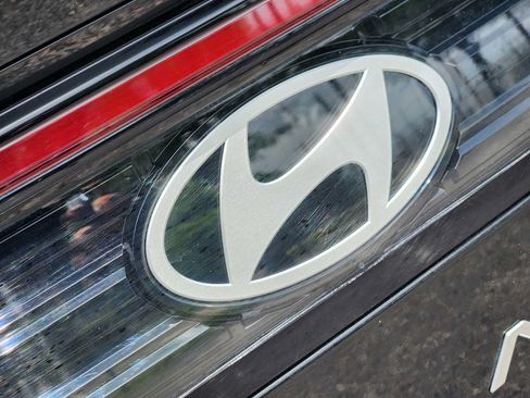 Certified 2025 Hyundai Sonata SE FWD image 11