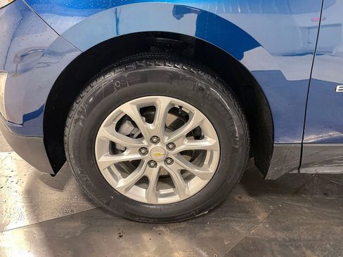 Used 2021 Chevrolet Equinox LT image 33