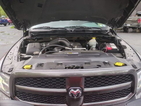 Used 2014 RAM 1500 Express AWD/4WD image 17
