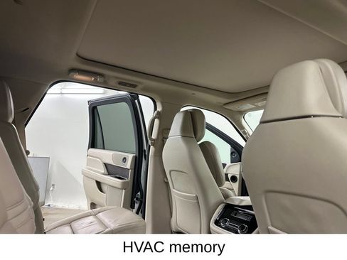 Used 2021 Lincoln Navigator Reserve w/ Equipment Group 208A AWD/4WD image 23
