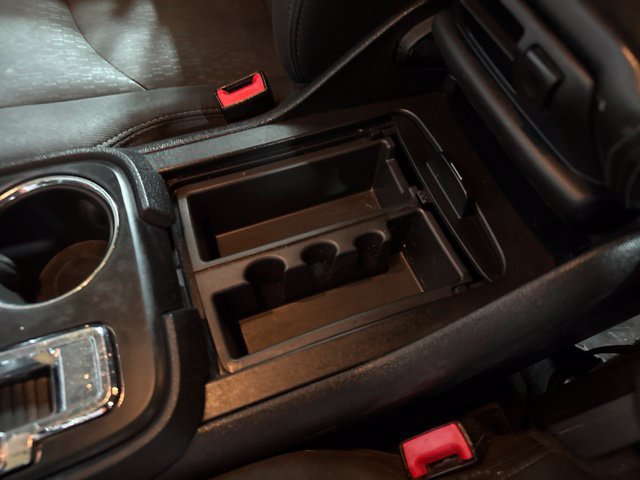 Used 2014 GMC Acadia SLE AWD/4WD image 18