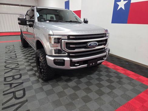 Used 2021 Ford F250 Platinum w/ FX4 Off-Road Package image 16