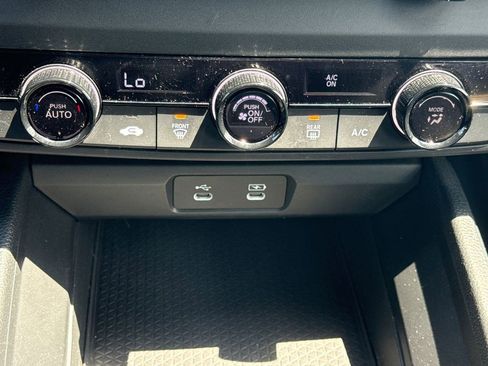 Certified 2023 Honda Accord LX image 28