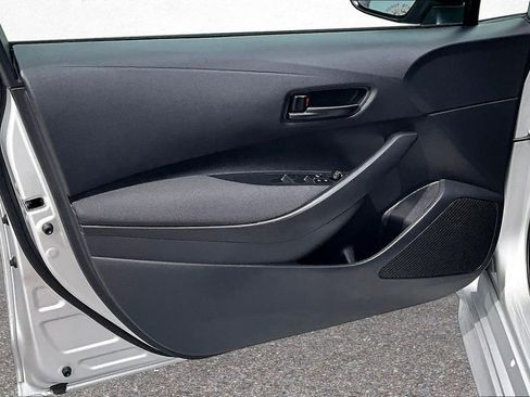 Used 2026 Toyota Corolla LE image 18