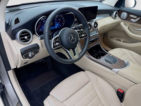 Certified 2021 Mercedes-Benz GLC 300 4MATIC image 9