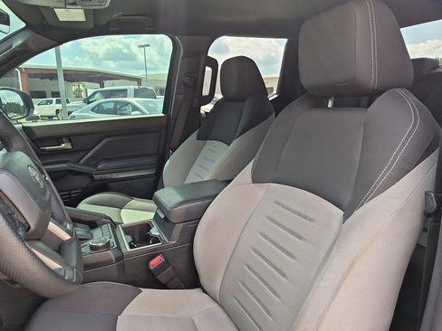 Used 2025 Toyota Tacoma TRD Sport RWD image 15