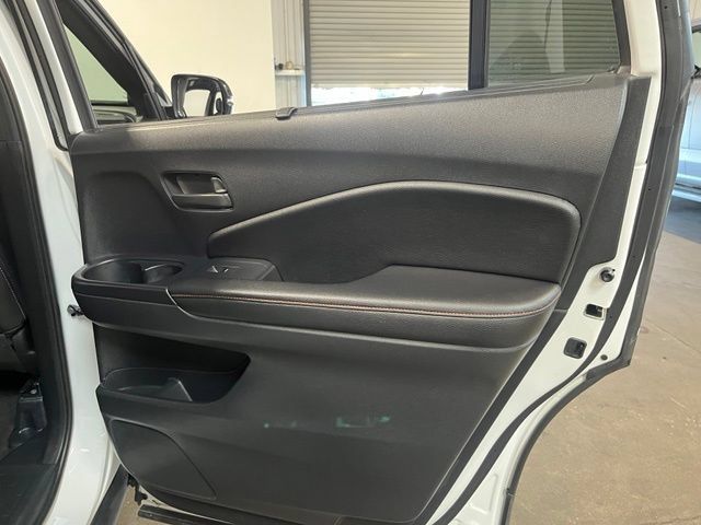 Used 2025 Honda Passport TrailSport image 16