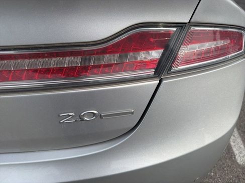 Used 2016 Lincoln MKZ w/ Equipment Group 200A Select FWD image 9
