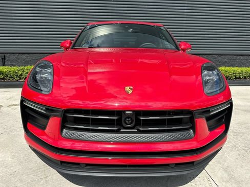 Used 2026 Porsche Macan AWD/4WD image 8