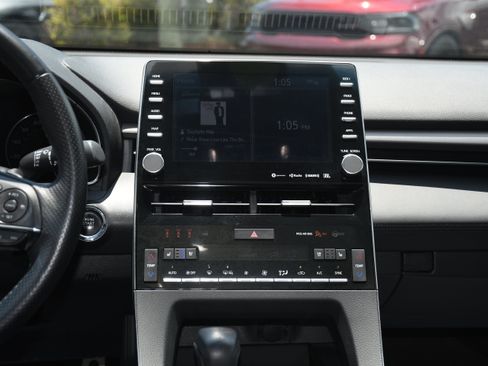 Used 2019 Toyota Avalon Touring w/ Advanced Safety Package FWD image 19