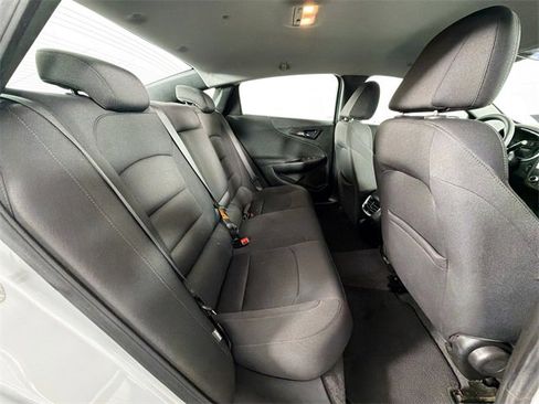 Used 2019 Chevrolet Malibu LT image 31
