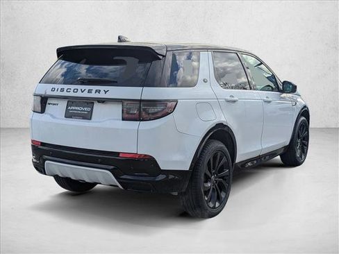 Certified 2024 Land Rover Discovery Sport Dynamic SE image 5
