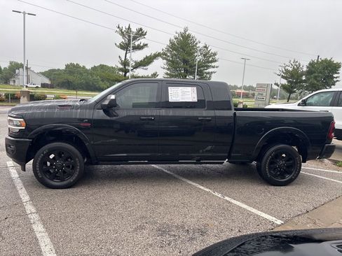 Used 2022 RAM 2500 Laramie AWD/4WD image 18
