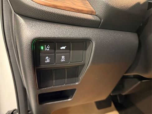 Certified 2020 Honda CR-V Touring image 23