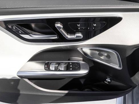 Certified 2026 Mercedes-Benz C 300 4MATIC Sedan image 14