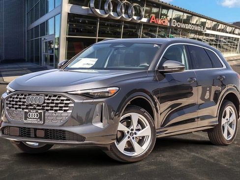 New 2026 Audi Q5 Premium AWD/4WD image 1