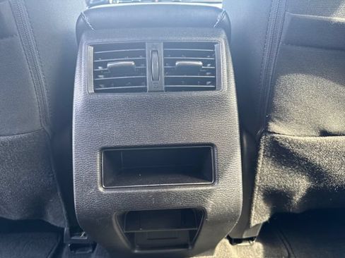 Used 2025 Mitsubishi Outlander ES AWD/4WD image 31