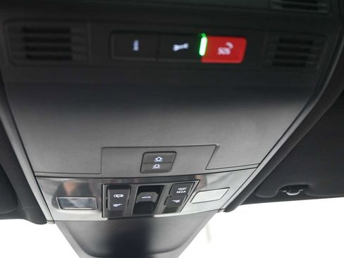 Used 2022 Volkswagen Tiguan SE R-Line AWD/4WD image 18
