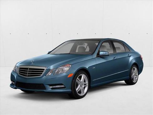 Used 2012 Mercedes-Benz E 350 4MATIC Sedan image 1