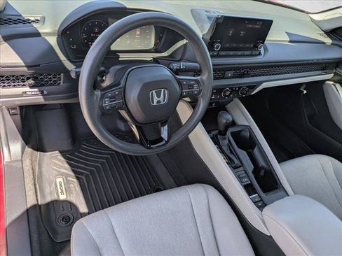 Used 2023 Honda Accord LX image 10