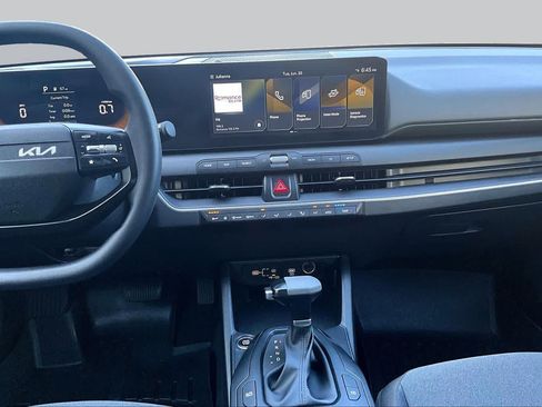 Used 2025 Kia K4 FWD image 7