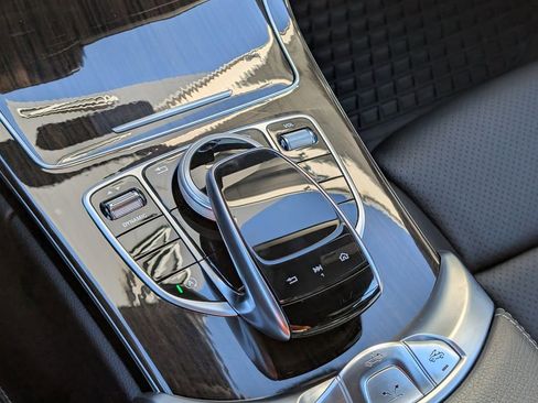 Used 2022 Mercedes-Benz C 300 4MATIC Cabriolet image 24