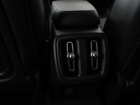 Used 2019 Volvo XC40 T5 Momentum AWD/4WD image 43