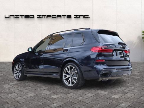 Used 2022 BMW X7 M50i AWD/4WD image 3