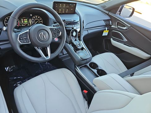 New 2026 Acura RDX SH-AWD image 16