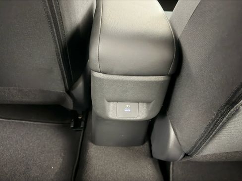 New 2025 Nissan Versa SV w/ Trunk Package image 22