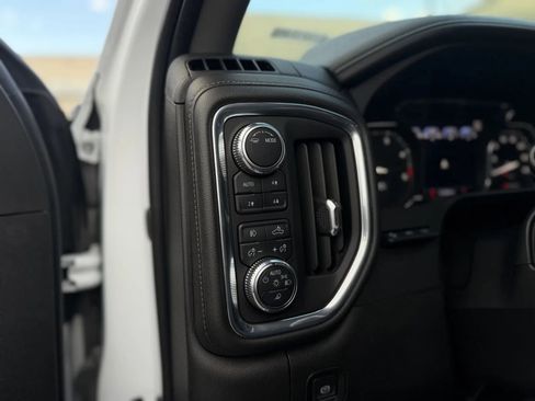 Used 2023 GMC Sierra 2500 Denali w/ Denali Ultimate Package AWD/4WD image 28