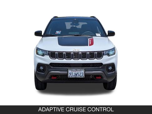 Used 2024 Jeep Compass Trailhawk AWD/4WD image 4